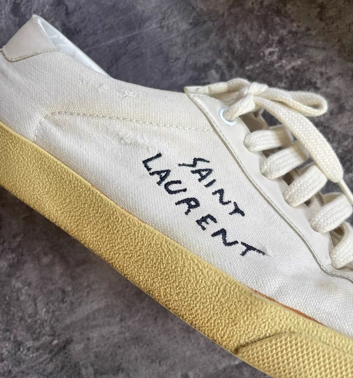 Saint Laurent Paris Saint Laurent Paris Distressed Sneakers Size US 8 / EU 41 - 3 Thumbnail