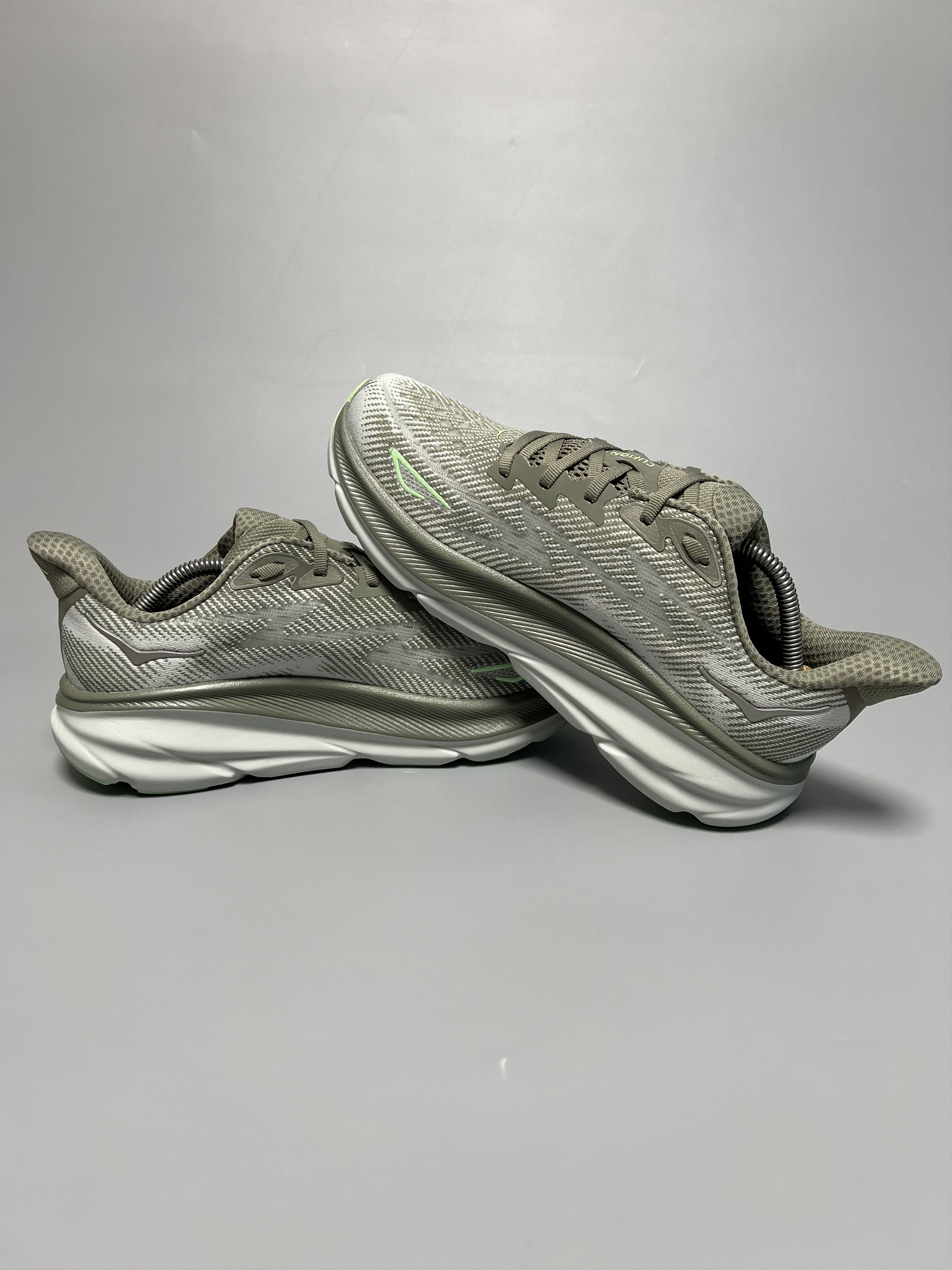 Hoka 9D Hoka One One Clifton 9 Running Shoes Walking Gym Size US 9 / EU 42 - 5 Thumbnail