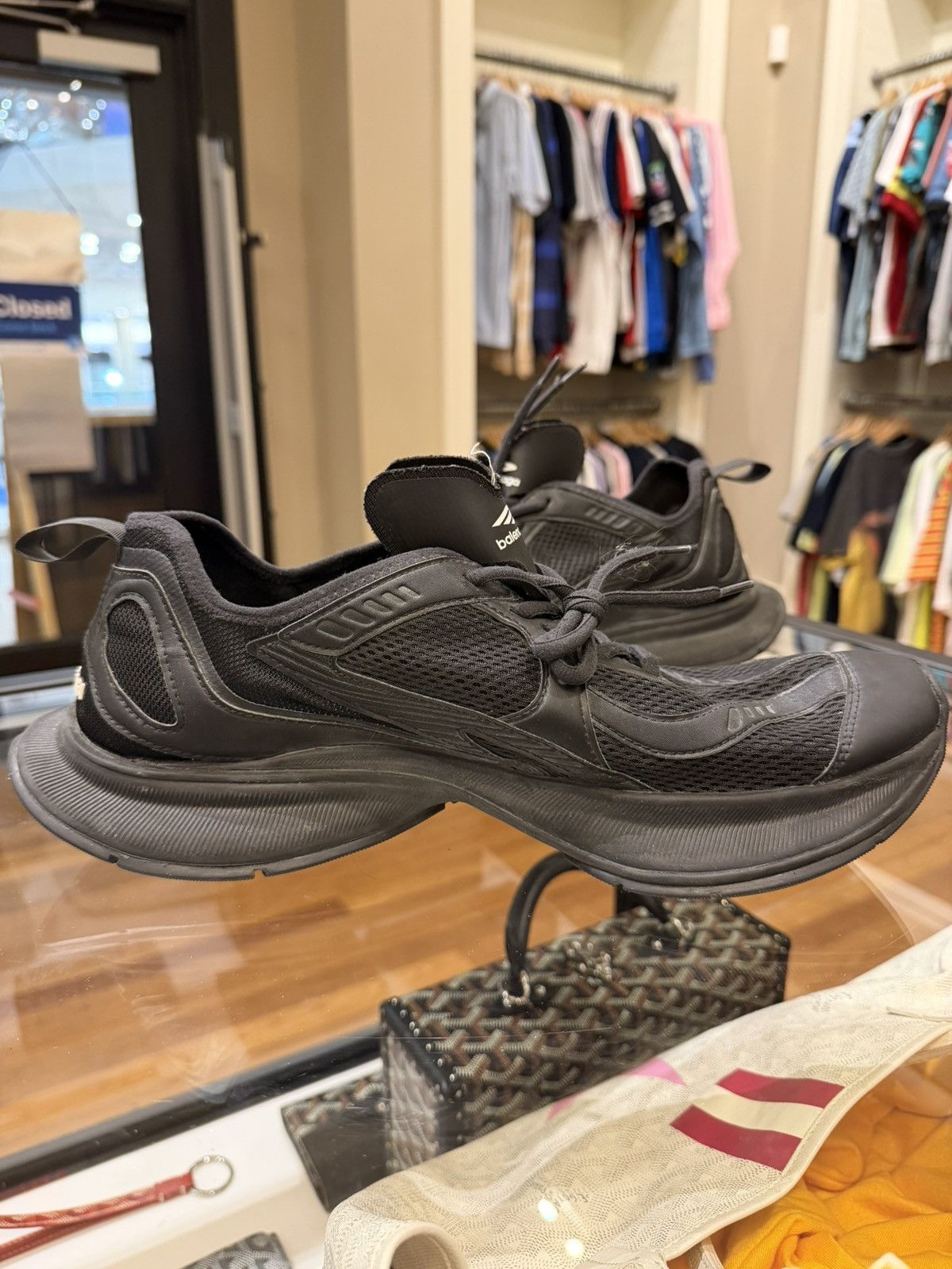 Balenciaga Balenciaga Circuit Worn Out Sneaker - Black Size US 12 / EU 45 - 4 Thumbnail