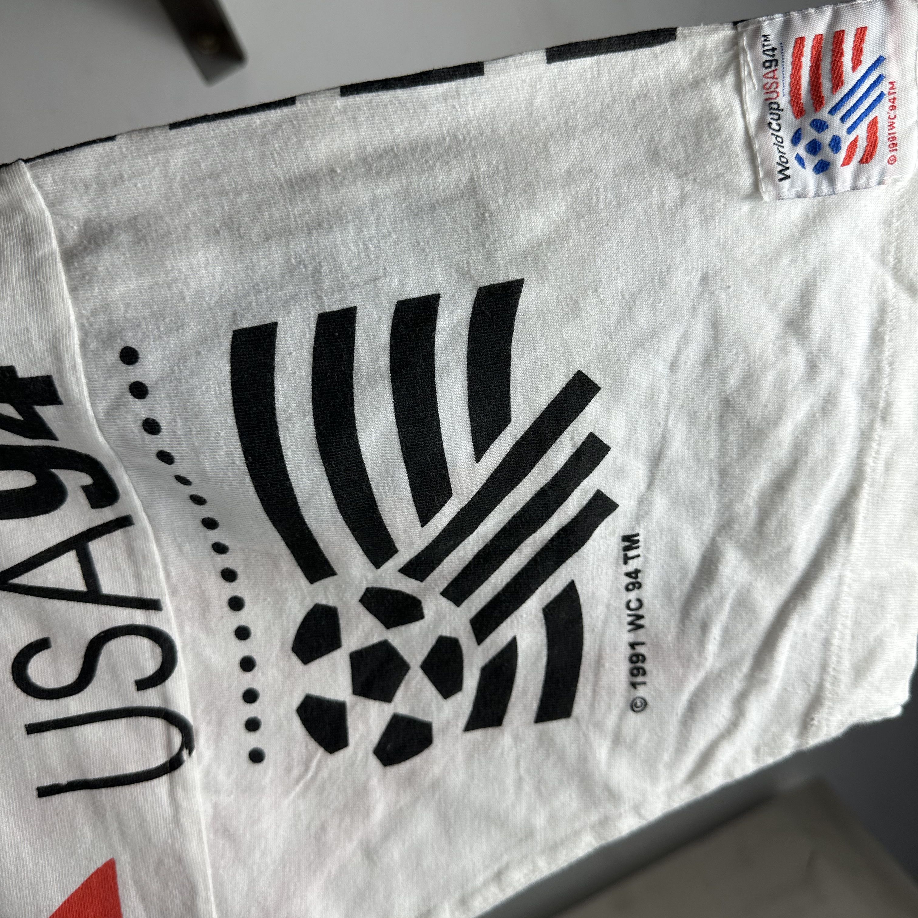 Vintage ​1994 USA Soccer World Cup America All Over Print T-Shirt Size US XL / EU 56 / 4 - 6 Thumbnail