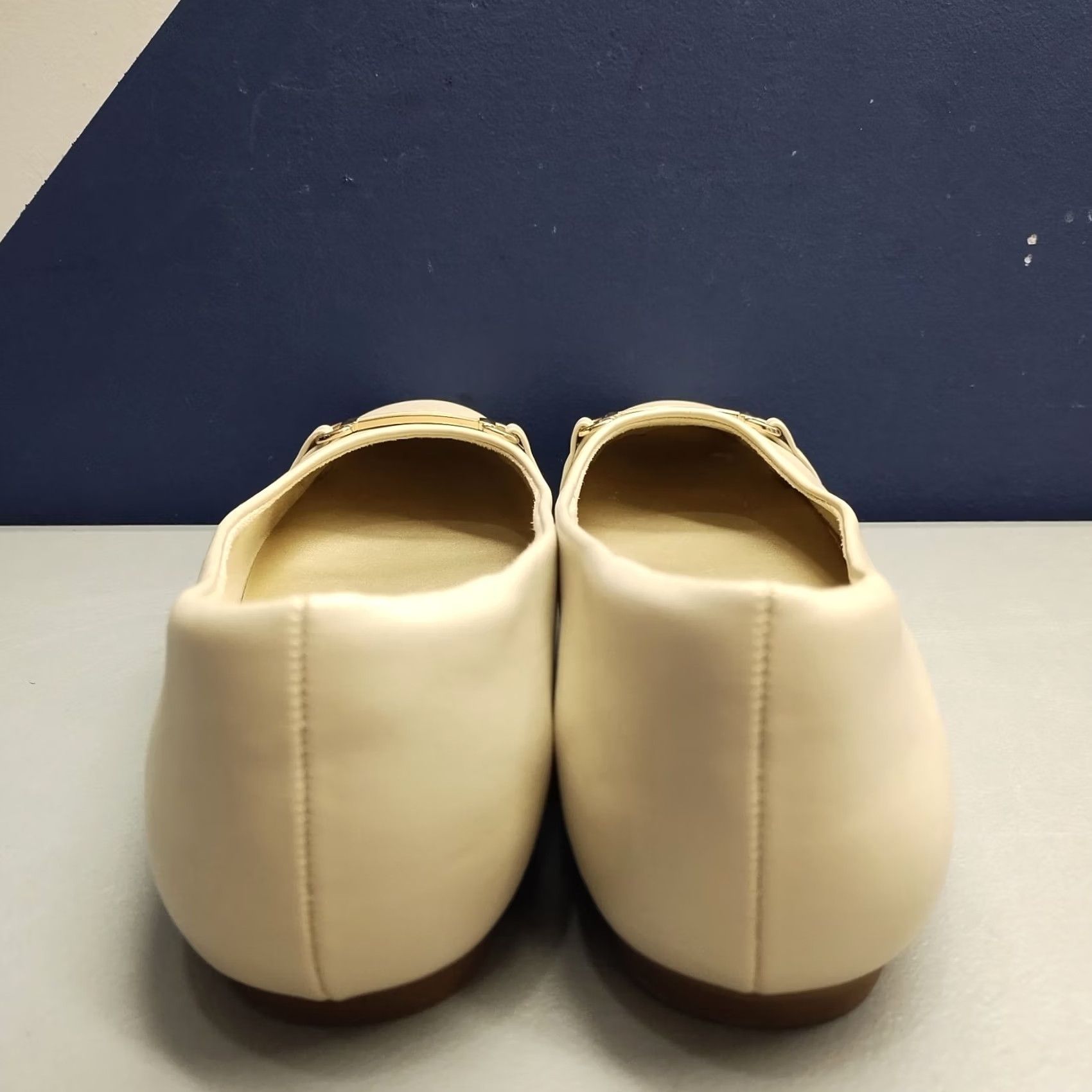 Vintage Easy Street Ballet Flats Womens Size 9.5 Beige Slip On Flat Comfort Almond Toe VINTAGE No Size US 10 / IT 40 - 5 Thumbnail