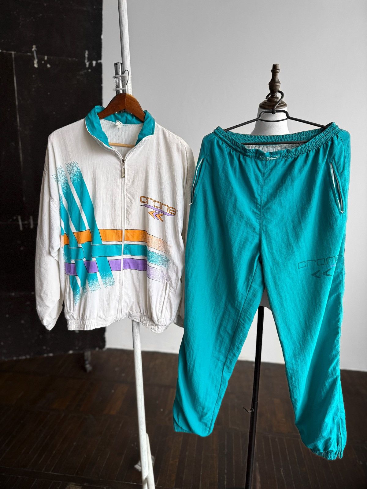 Vintage Crane Mens Vintage Tracksuit Windbreaker Set Jacket Pants Size US L / EU 52-54 / 3 - 1 Thumbnail