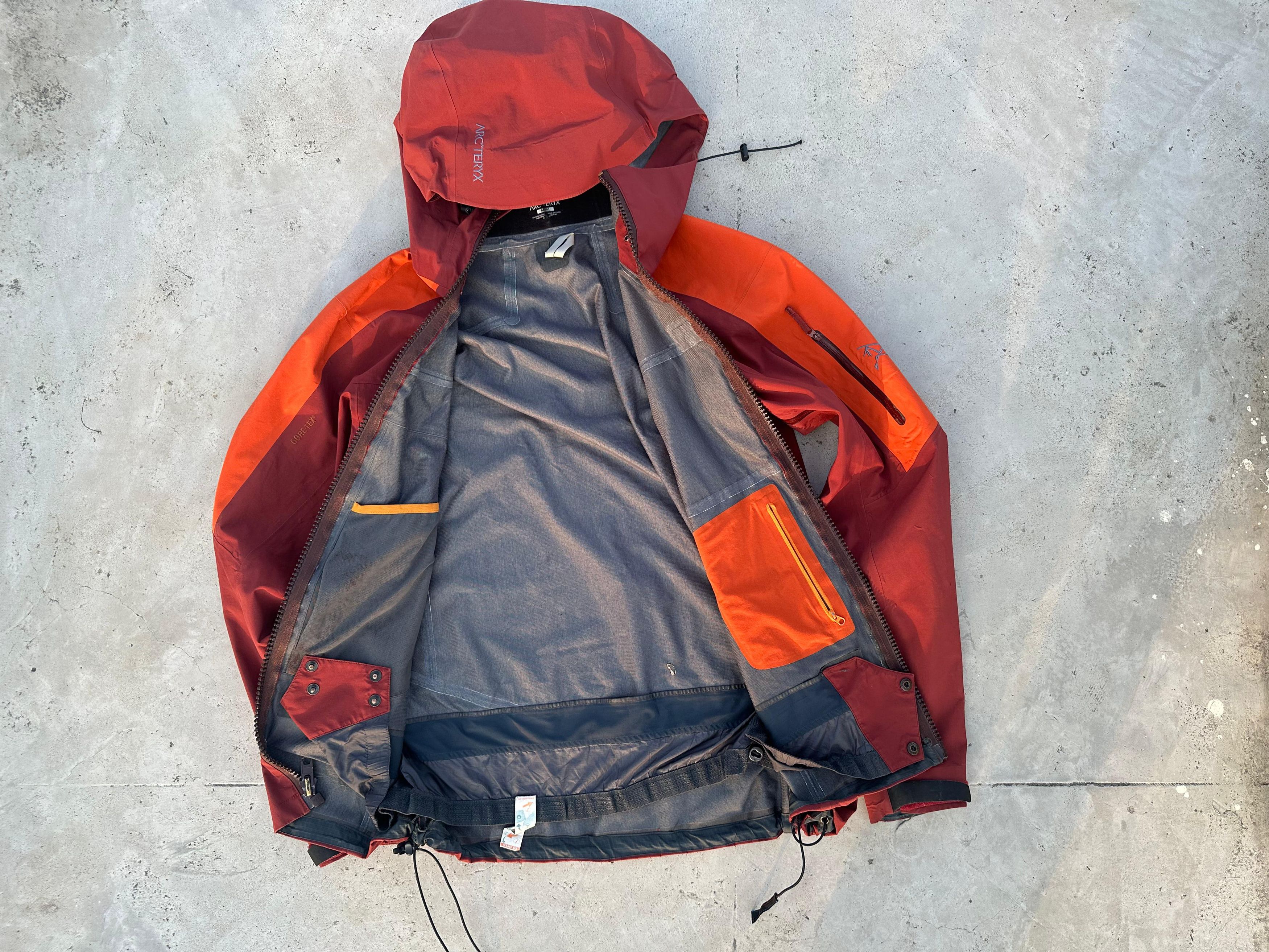 Arc'teryx × Goretex × Vintage 2012 Vintage Arcteryx Gore stingray Tex Recco Jacket Size US M / EU 48-50 / 2 - 12 Thumbnail