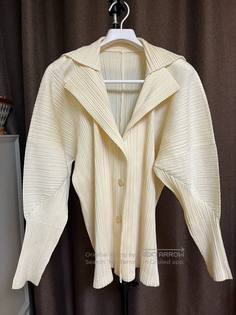 Issey Miyake Milky White Bishop Sleeve Coat