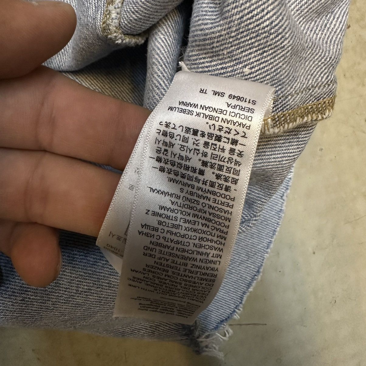 ERL × Levi's LEVI’S® X ERL FITTED DENIM SHIRT Size XS / US 0-2 / IT 36-38 - 8 Thumbnail