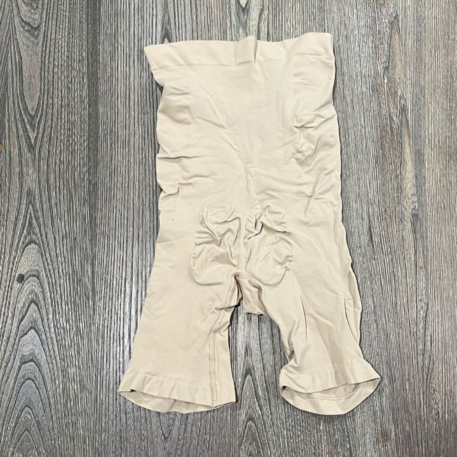 SKIMS NWOT Skims Shapewear Seamless Sculpt Knee Short Sand 2XL Size ONE SIZE - 3 Thumbnail