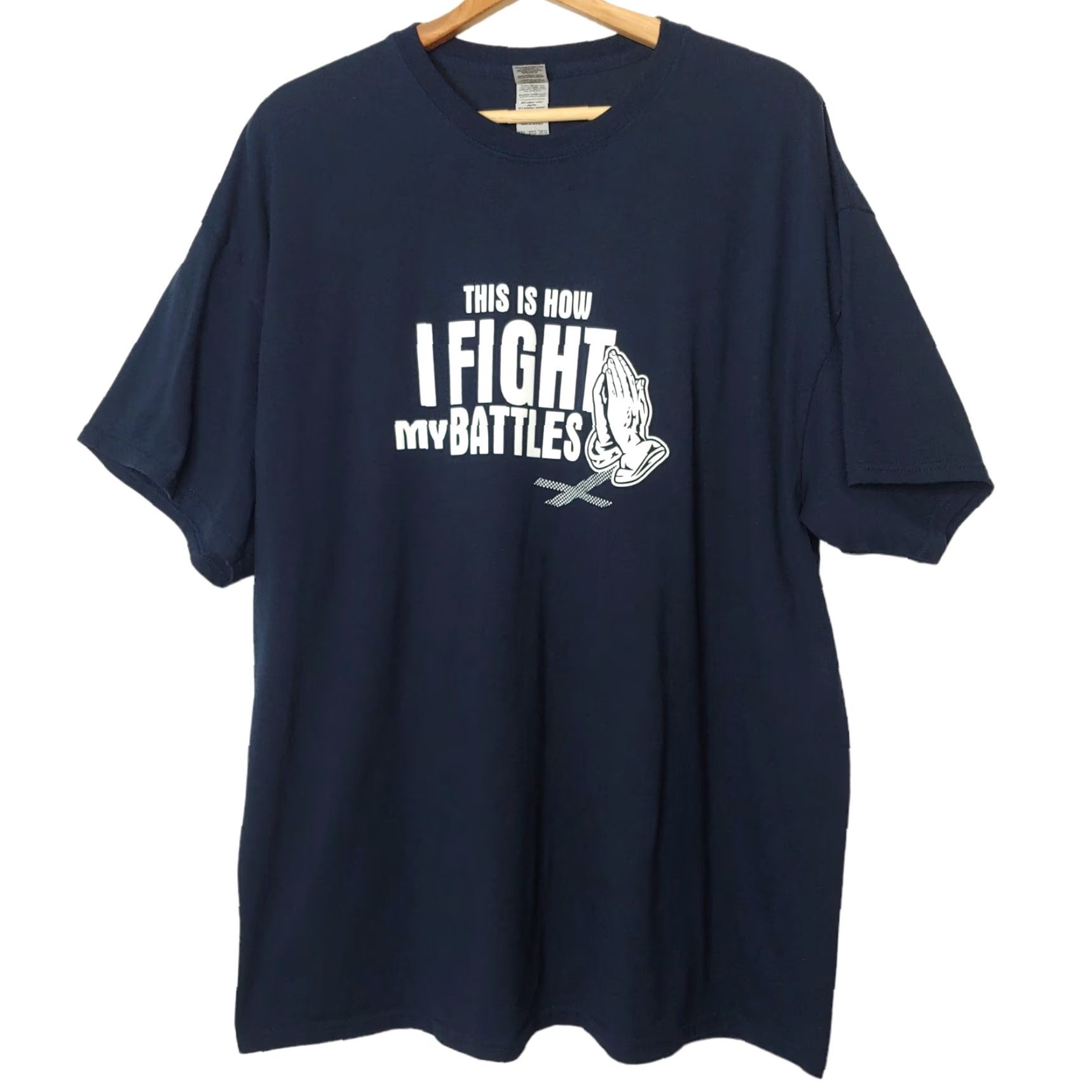 Gildan PRAY Shirt 2XL Christian Religious Jesus This Is How I Fight My Battles Size US XXL / EU 58 / 5 - 2 Thumbnail