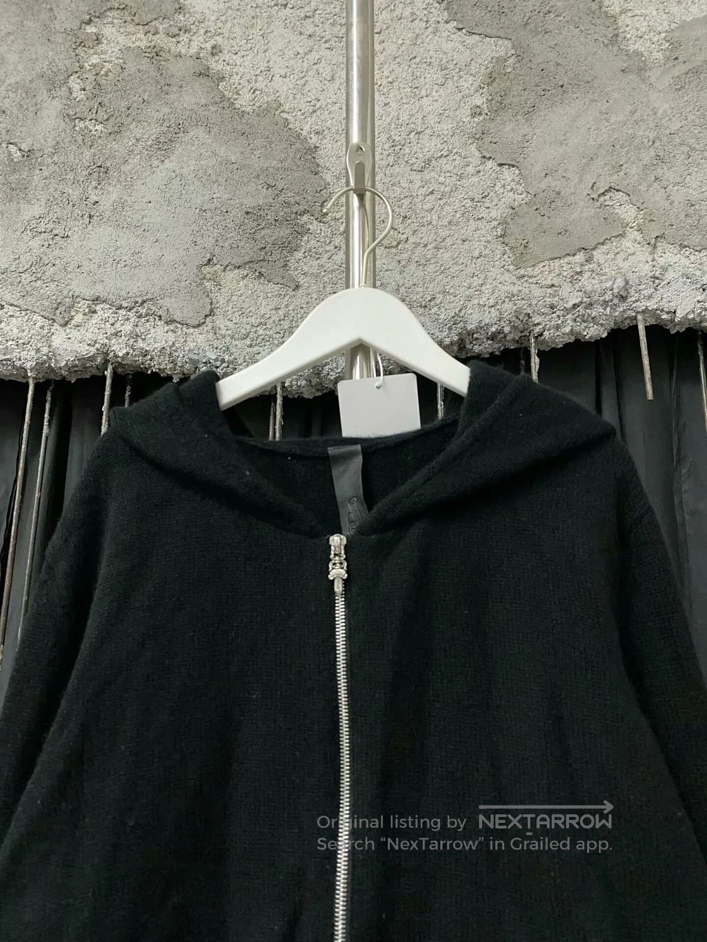 Chrome Hearts chrome hearts cropped zip hoodie in black. Size US M / EU 48-50 / 2 - 3 Thumbnail