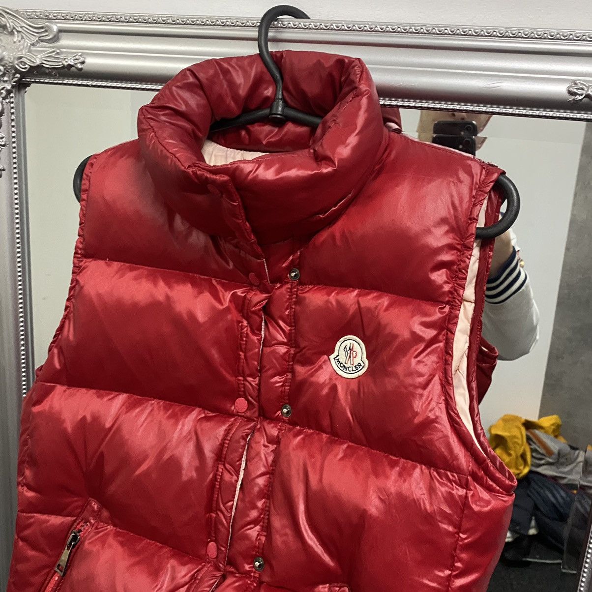 Moncler Moncler Vest Tib red vest Size S / US 4 / IT 40 - 6 Thumbnail