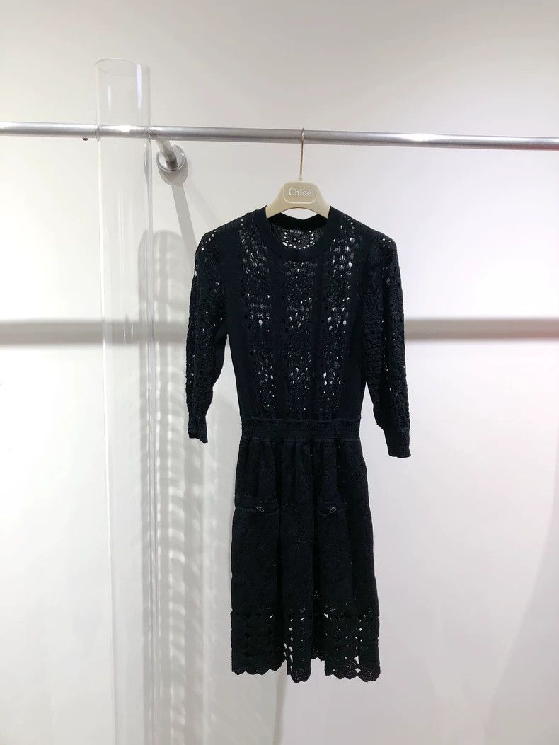 Chanel Chanel 21 hollowed-out dresses 2503-Nextarrow Size XXS / US 00 / IT 34 - 1 Thumbnail