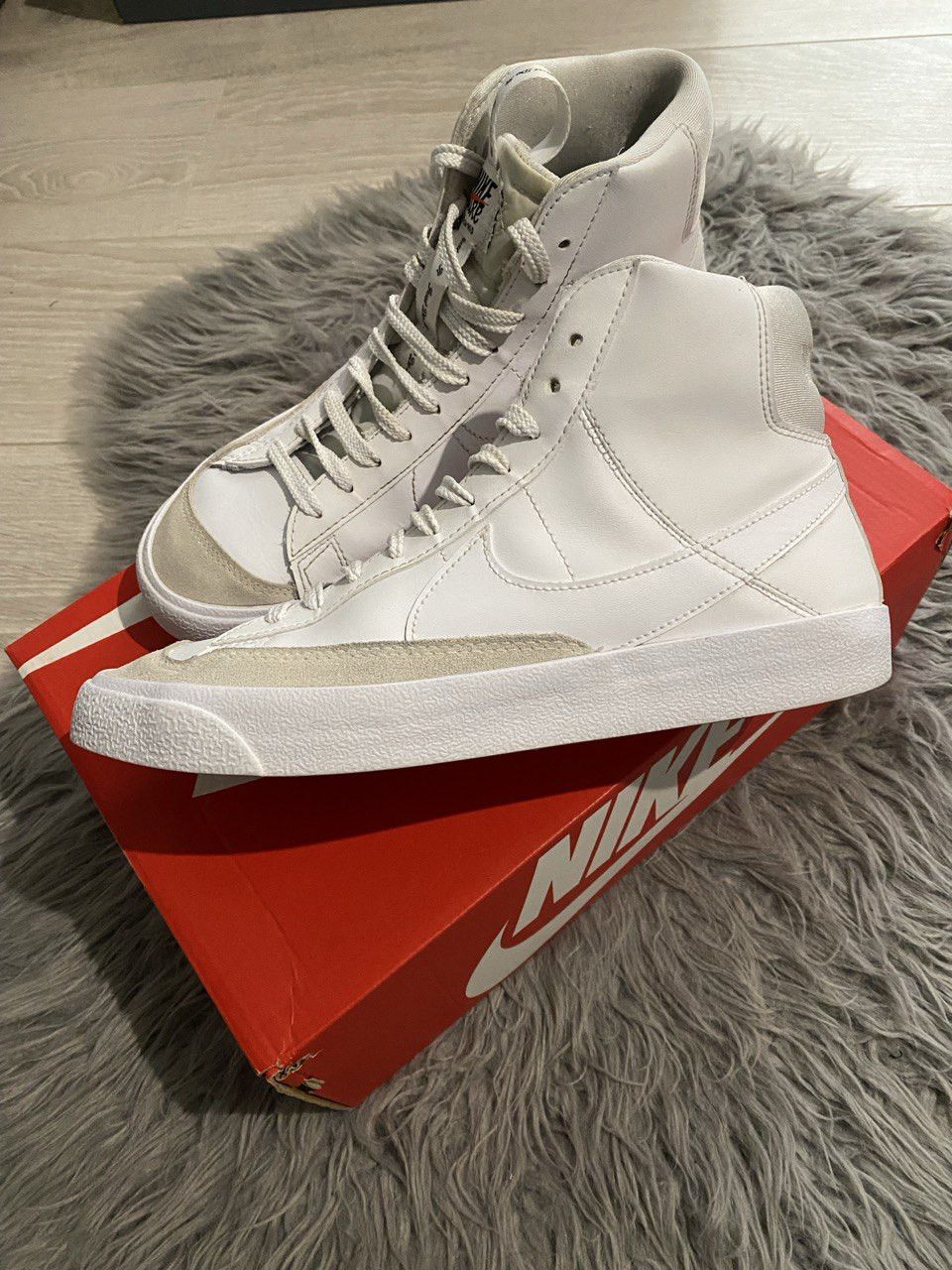 Nike Nike Blazer Mid 77 white Size US 6 / IT 36 - 1 Thumbnail