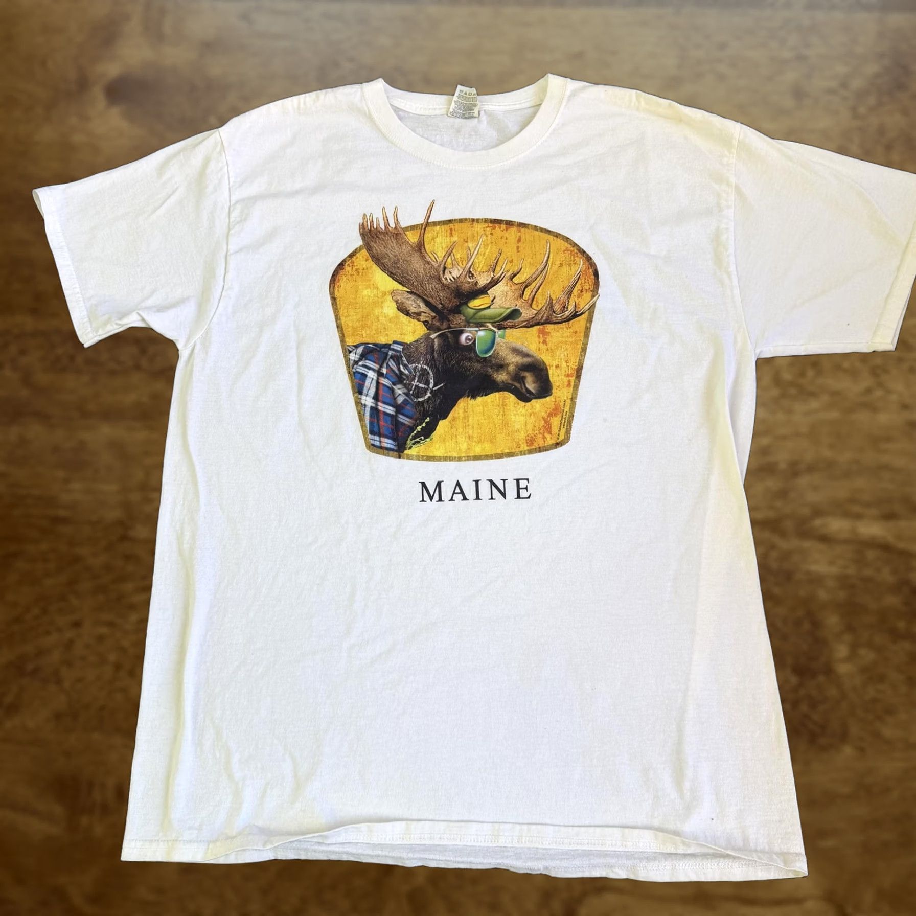Fruit Of The Loom Vintage Maine Moose Shirt Mens Large White Fruit of the Loom Novelty Tee Size US L / EU 52-54 / 3 - 1 Thumbnail