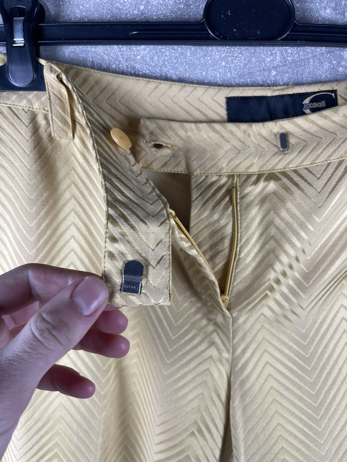 Just Cavalli Just Cavalli Tailored Jacket and Pants Suit Late 2000s Gold Size M / US 6-8 / IT 42-44 - 17 Thumbnail