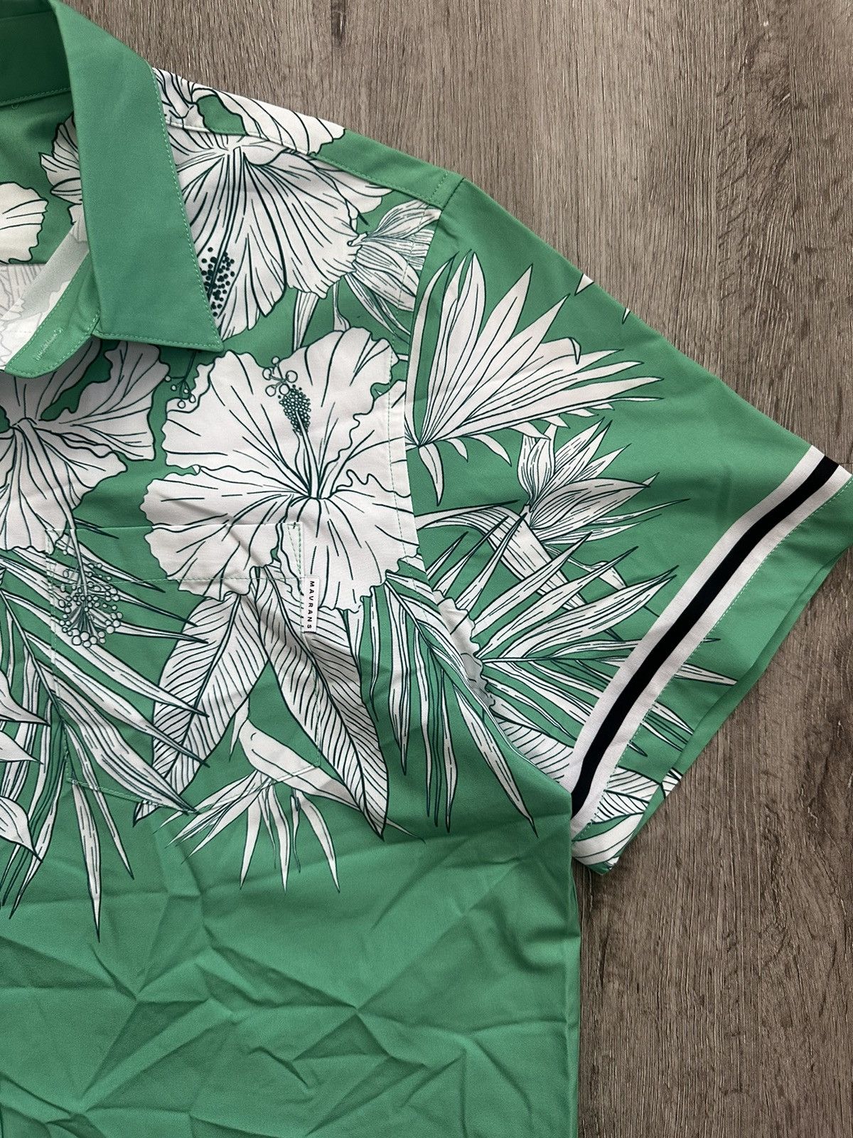 Designer Mavrans Green Weekend Button Up & Shorts Set Size US L / EU 52-54 / 3 - 4 Thumbnail