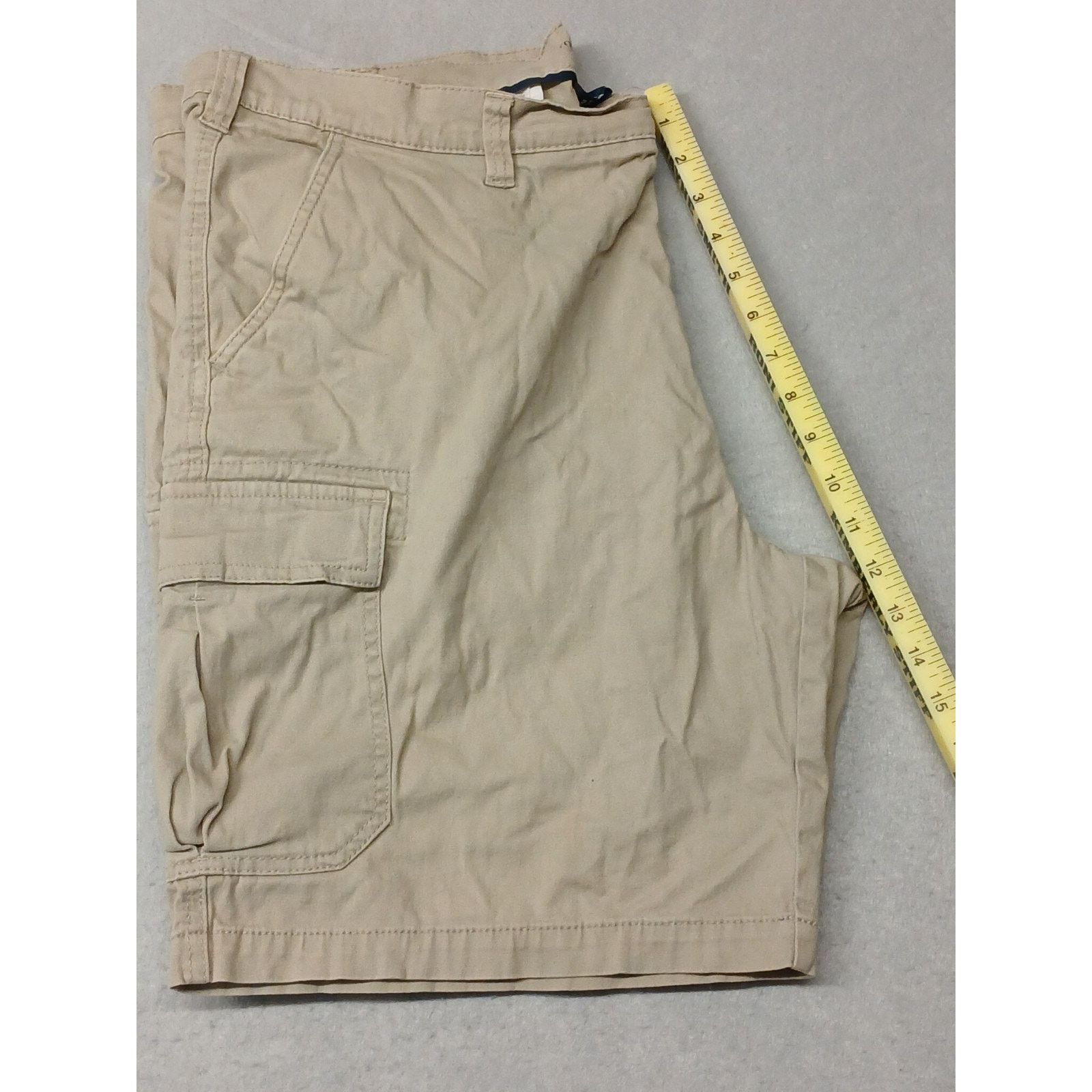 Other Croft & Barrow (40) Men's Beige Khaki Cargo Chino Shorts Size US 40 / EU 56 - 8 Thumbnail