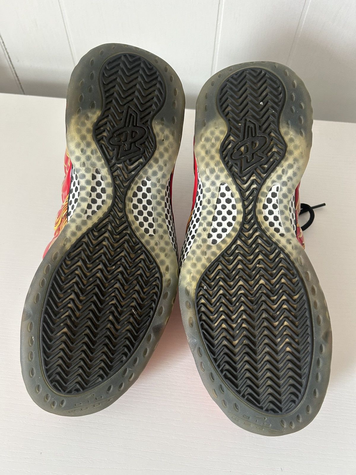 Nike × Supreme Supreme x Nike Air Foamposite 1 Red 2014 Size US 10.5 / EU 43-44 - 7 Thumbnail