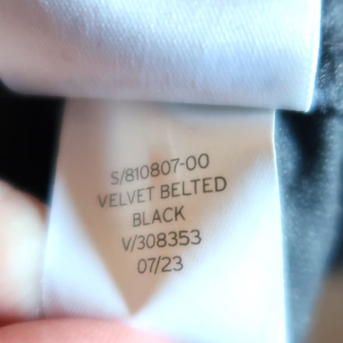 Gap **Black Velvet Belted Button Front Gap Jacket S** User: Black Velvet Belted Button Front Gap Jacket S Size S / US 4 / IT 40 - 7 Thumbnail