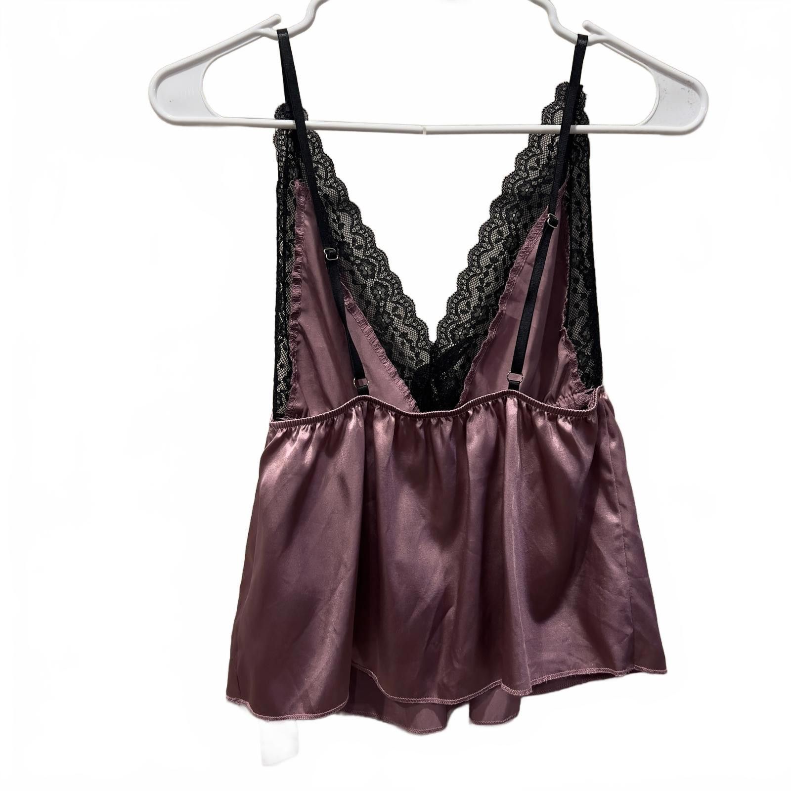 Unknown London Women's Satin and Lace Pajama Set - Top and Shorts Size ONE SIZE - 2 Thumbnail