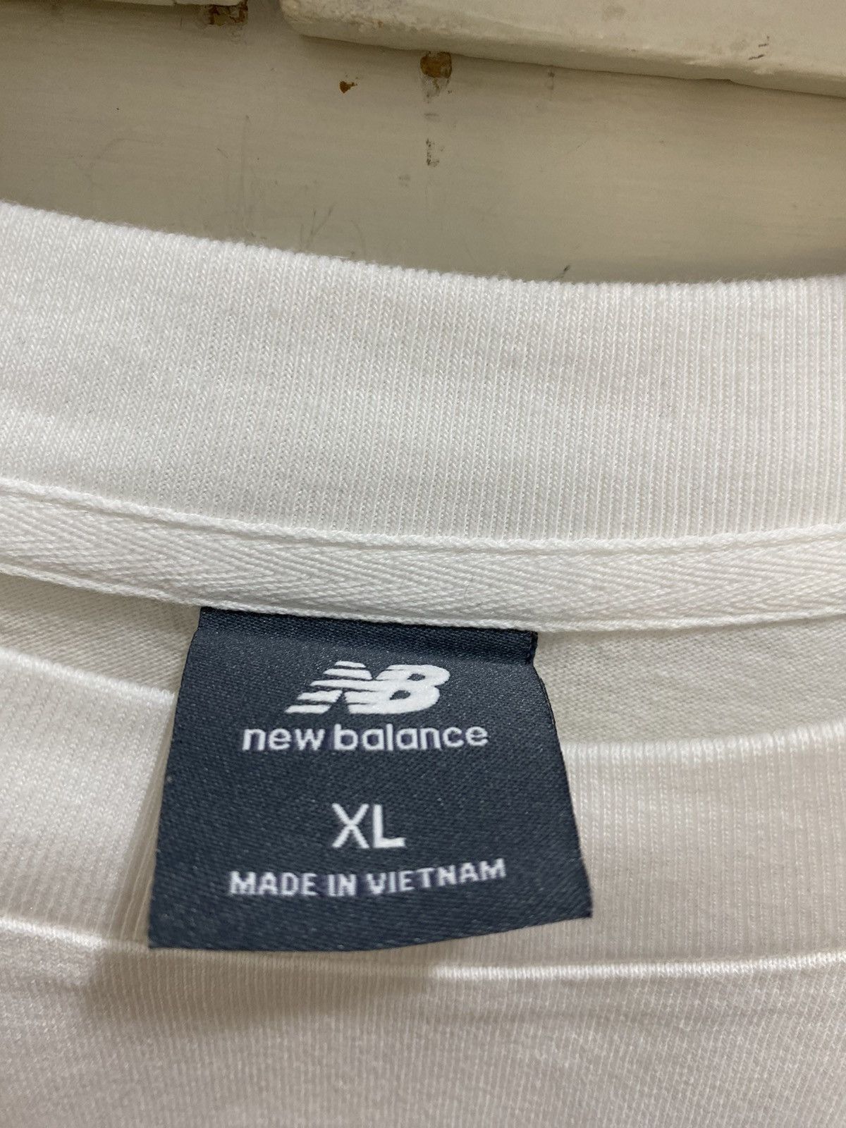 New Balance New Balance T-shirt, size XL, white, with print, new Size US XL / EU 56 / 4 - 7 Thumbnail