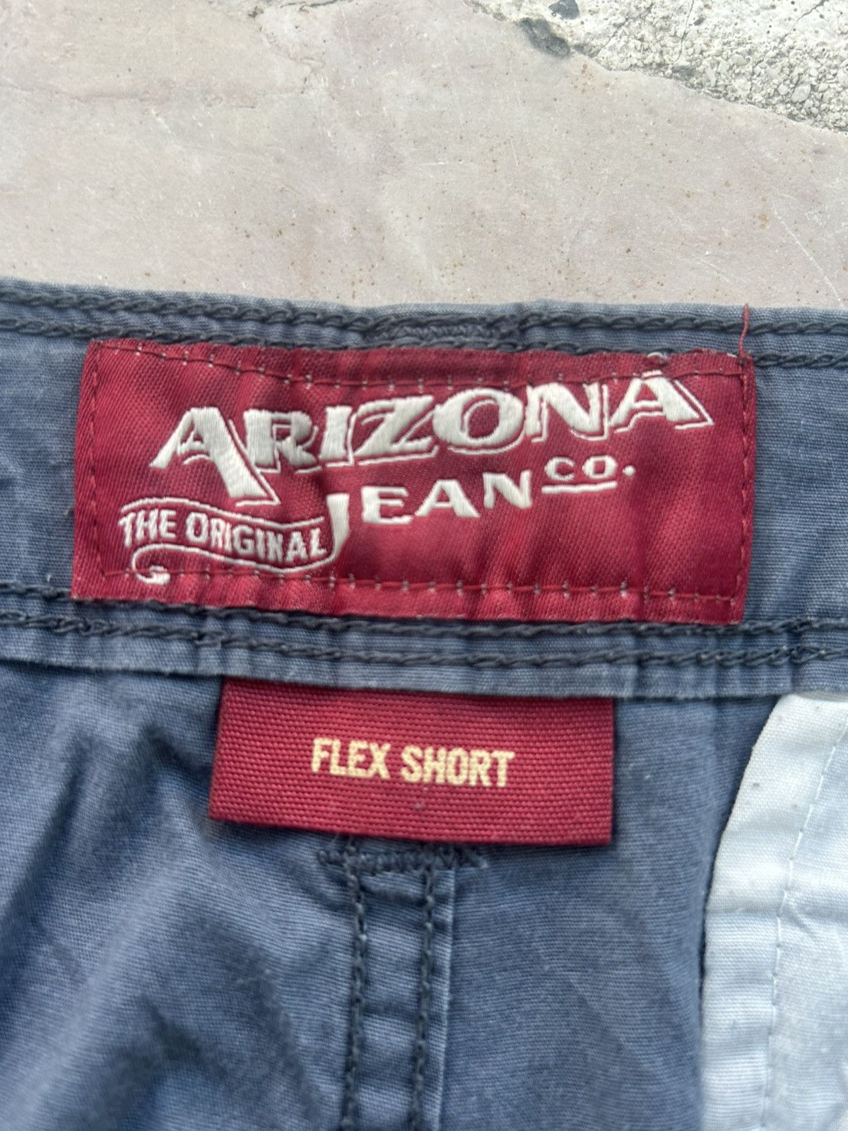 Arizona Jean Co. Arizona Jeans Dark Blue Shorts Size US 34 / EU 50 - 8 Thumbnail