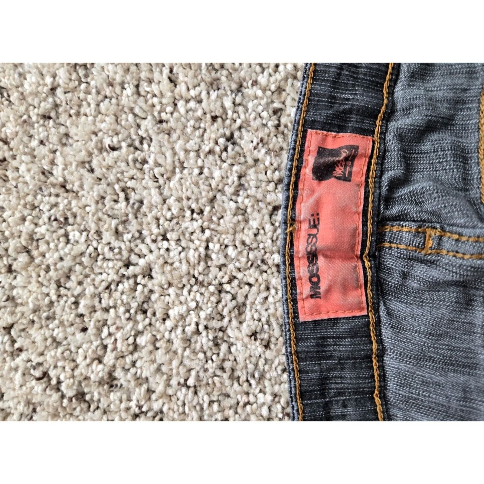 Mossimo VINTAGE Mossimo Jeans Bootcut Womens 9 Black Charcoal Wash Denim 5-Pocket Rise Low Inseam 31"} Size 30" / US 8 / IT 44 - 3 Thumbnail