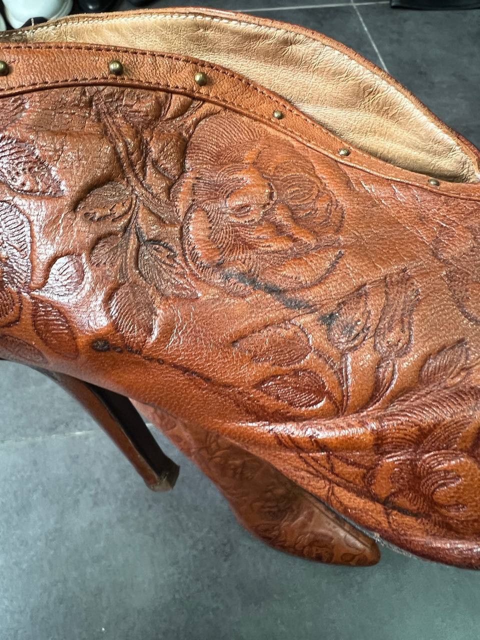 Diesel Vintage Diesel leather flowers heels Size US 9 / IT 39 - 7 Thumbnail