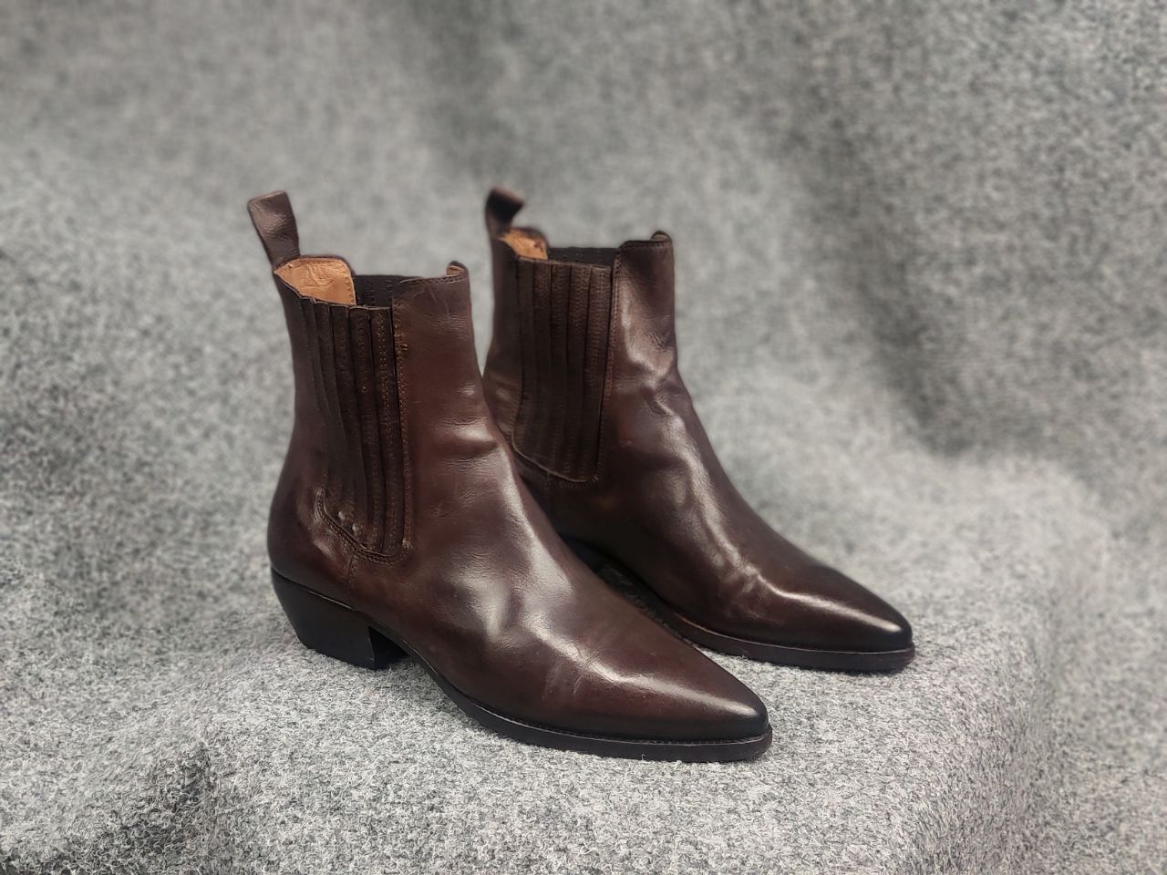 Elia Maurizi Elia Maurizi Design Leather western chelsea ankle Boots Size US 9 / IT 39 - 6 Thumbnail