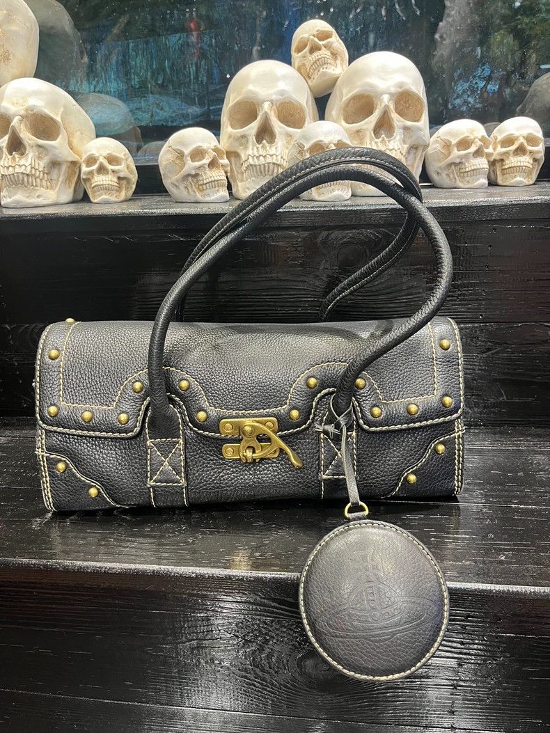 Vivienne Westwood Vivienne Westwood size os Cowhide hardware rivet armpit bag Size ONE SIZE - 1 Thumbnail