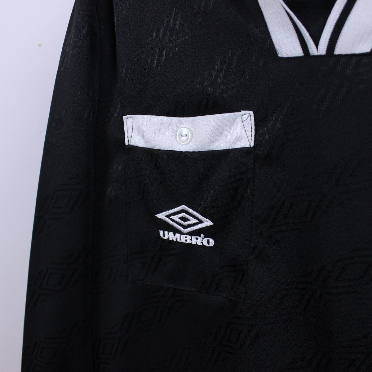 Umbro Vintage Umbro Long Sleeve Polo Jersey Size US L / EU 52-54 / 3 - 4 Thumbnail