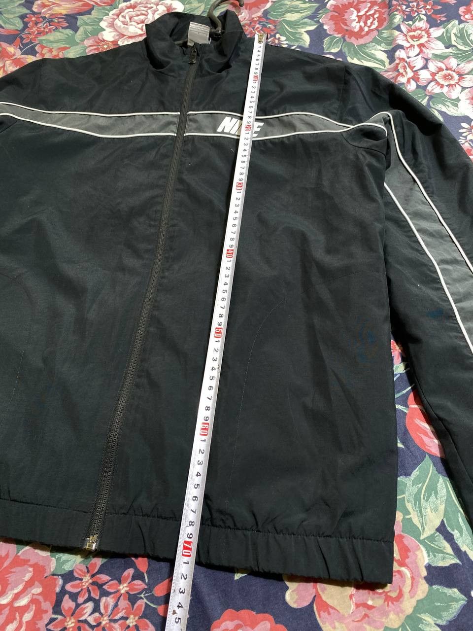 Nike Vintage Nike Light Jacket Logo 80s 90s Size US L / EU 52-54 / 3 - 17 Thumbnail