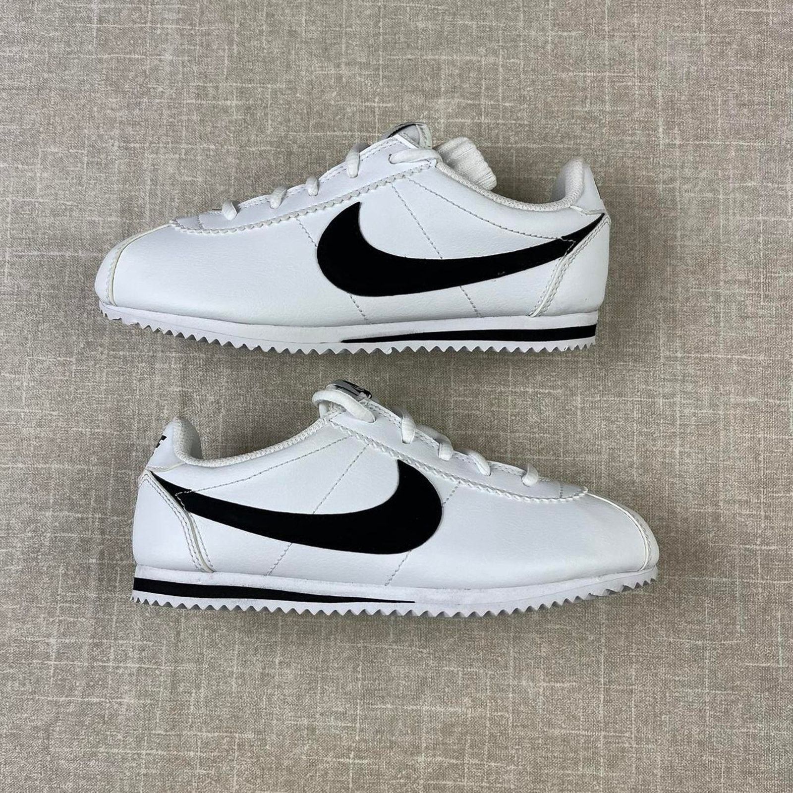 Nike Nike Cortez “White/Black” Size US 4.5 / IT 34.5 - 3 Thumbnail