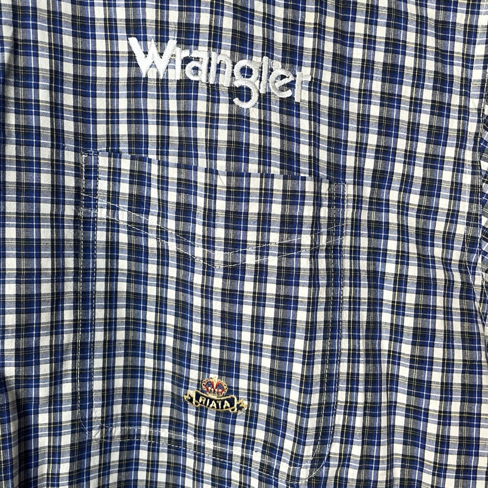 Wrangler Wrangler Riata Dark Blue Plaid Long Sleeve Button-Up Men’s 2XL Multicolor Pattern Wrangler Riata Shirt Mens XXL Regular Fit Button-Up Size US XXL / EU 58 / 5 - 4 Thumbnail