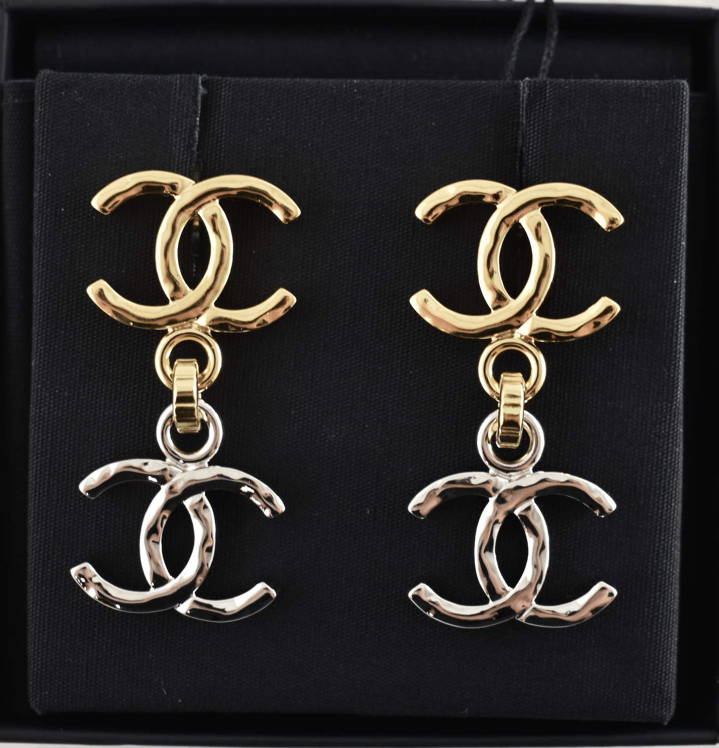 Chanel 26P Silver Mixed Metals XL CC Logo Dangle Drop Earrings Size ONE SIZE - 1 Thumbnail