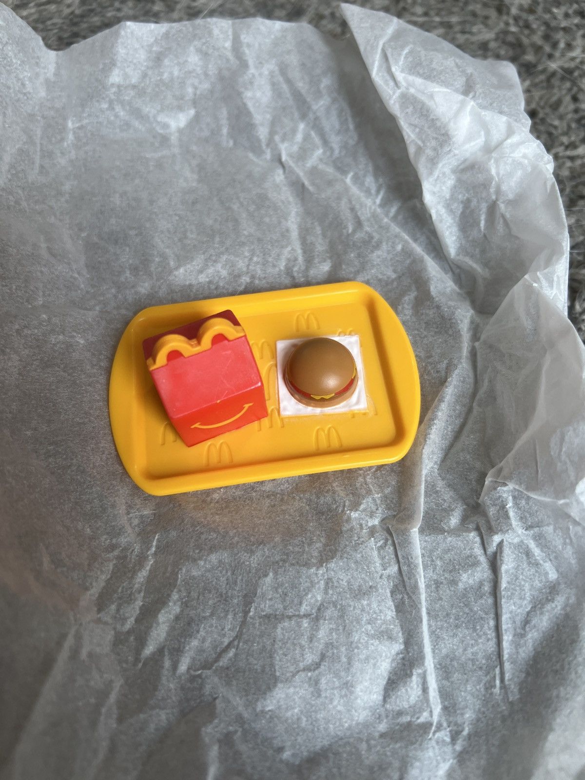 Hypebeast 2025 Lil McDonald’s Happy Meal And Hamburger Miniature Size ONE SIZE - 2 Thumbnail