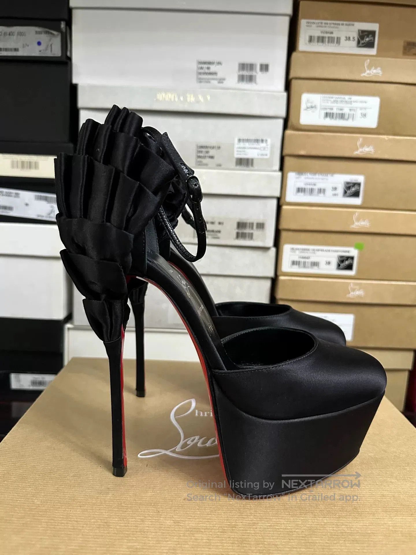 Christian Louboutin Christian Louboutin Limited Court Runway Red Sole Heels. Size US 7 / IT 37 - 3 Thumbnail