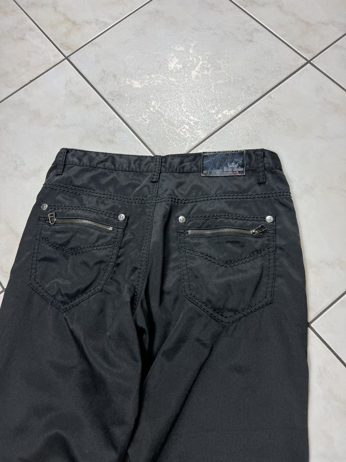 True Religion Vintage Dirty Denim y2k creased crumpled pants zip trousers Size US 32 / EU 48 - 14 Thumbnail
