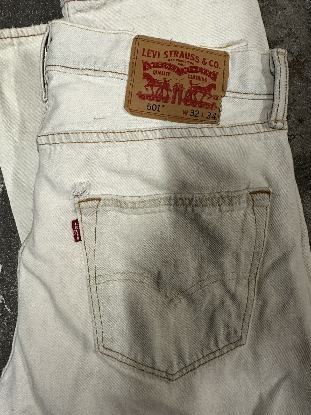 Levi's × Vintage White Levi’s Denim Size US 32 / EU 48 - 4 Thumbnail