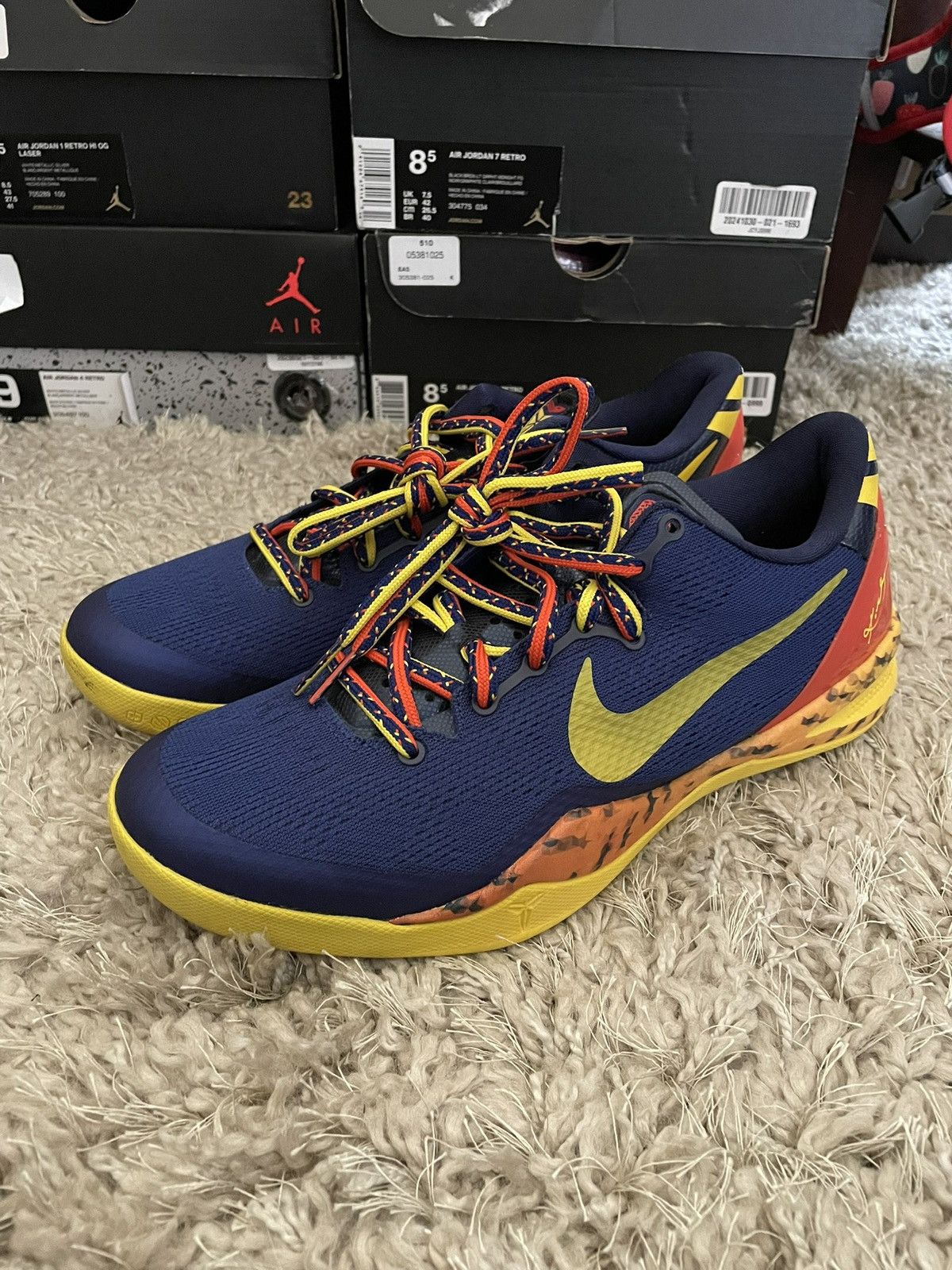 Nike Nike Kobe 8 Barcelona sz 9.5 Size US 9.5 / EU 42-43 - 1 Thumbnail