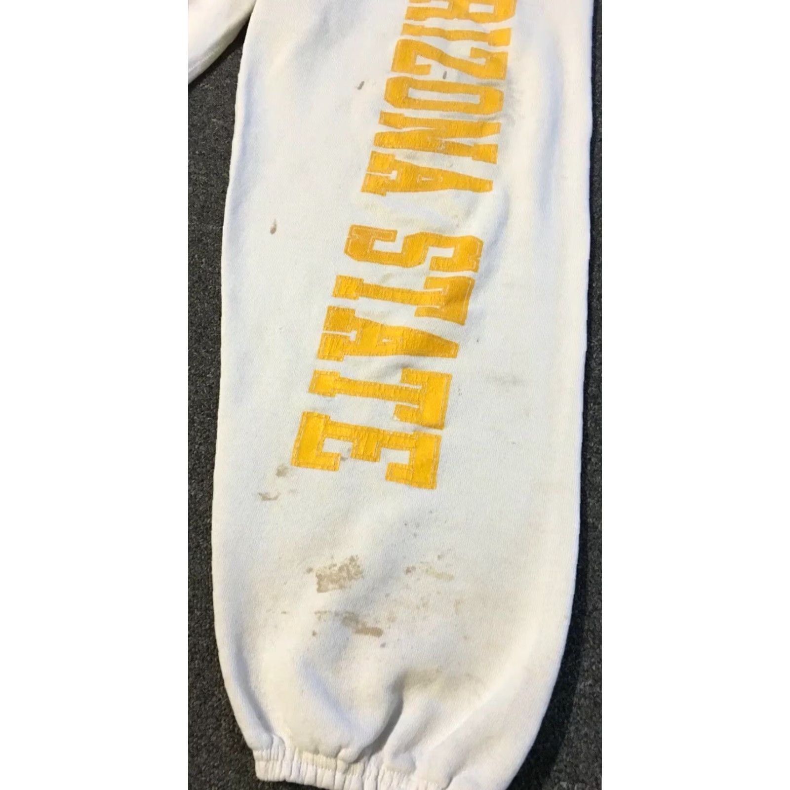 Vintage VINTAGE ASU Sweatpants L 80s 90s Distressed Faded Arizona State University College USA Discus Men pants White Regular Size L Shirts/Hoodies? Size US 33 - 3 Thumbnail