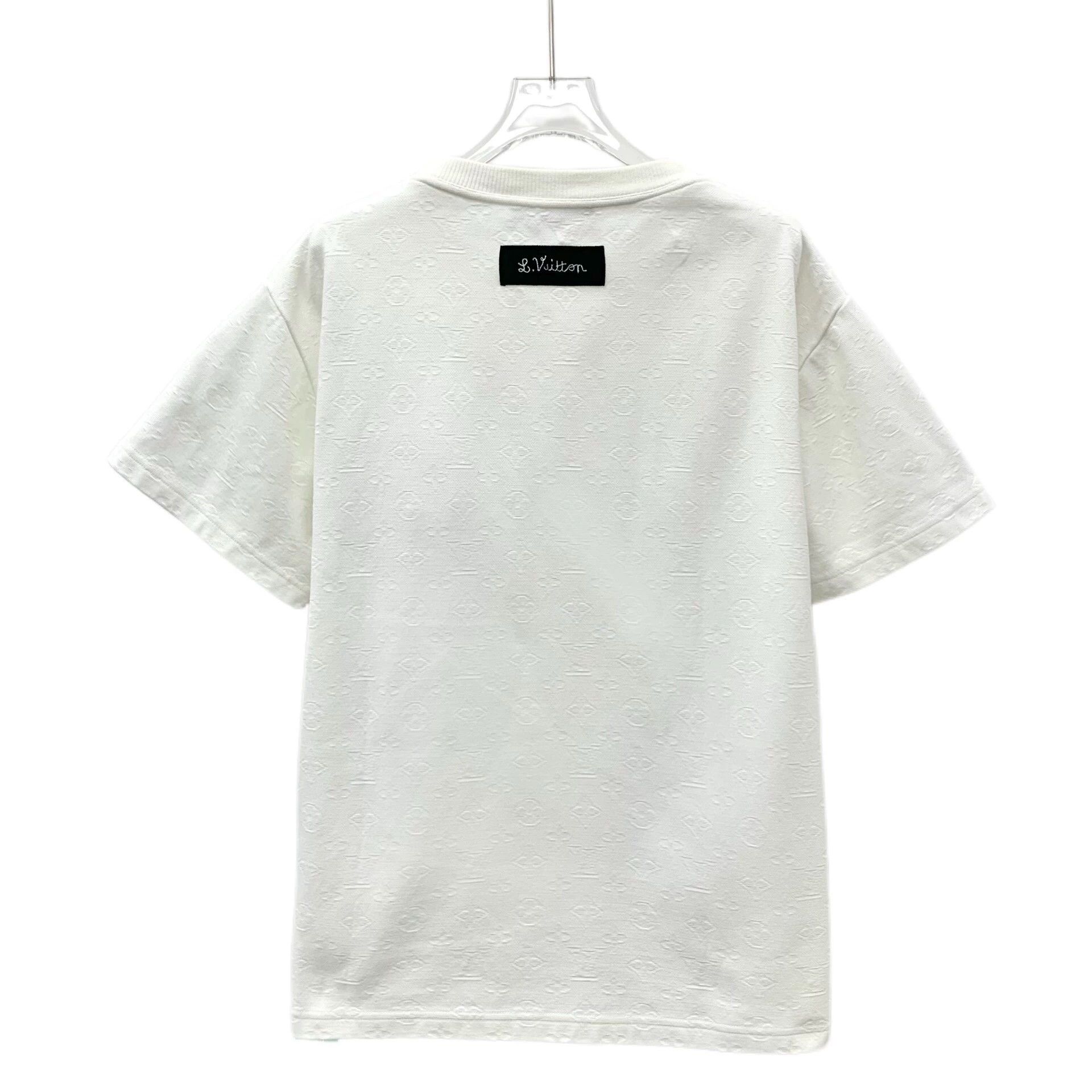 Louis Vuitton Louis Vuitton Doll Decoration Crew Neck Short Sleeve T-Shirt Size US L / EU 52-54 / 3 - 2 Thumbnail