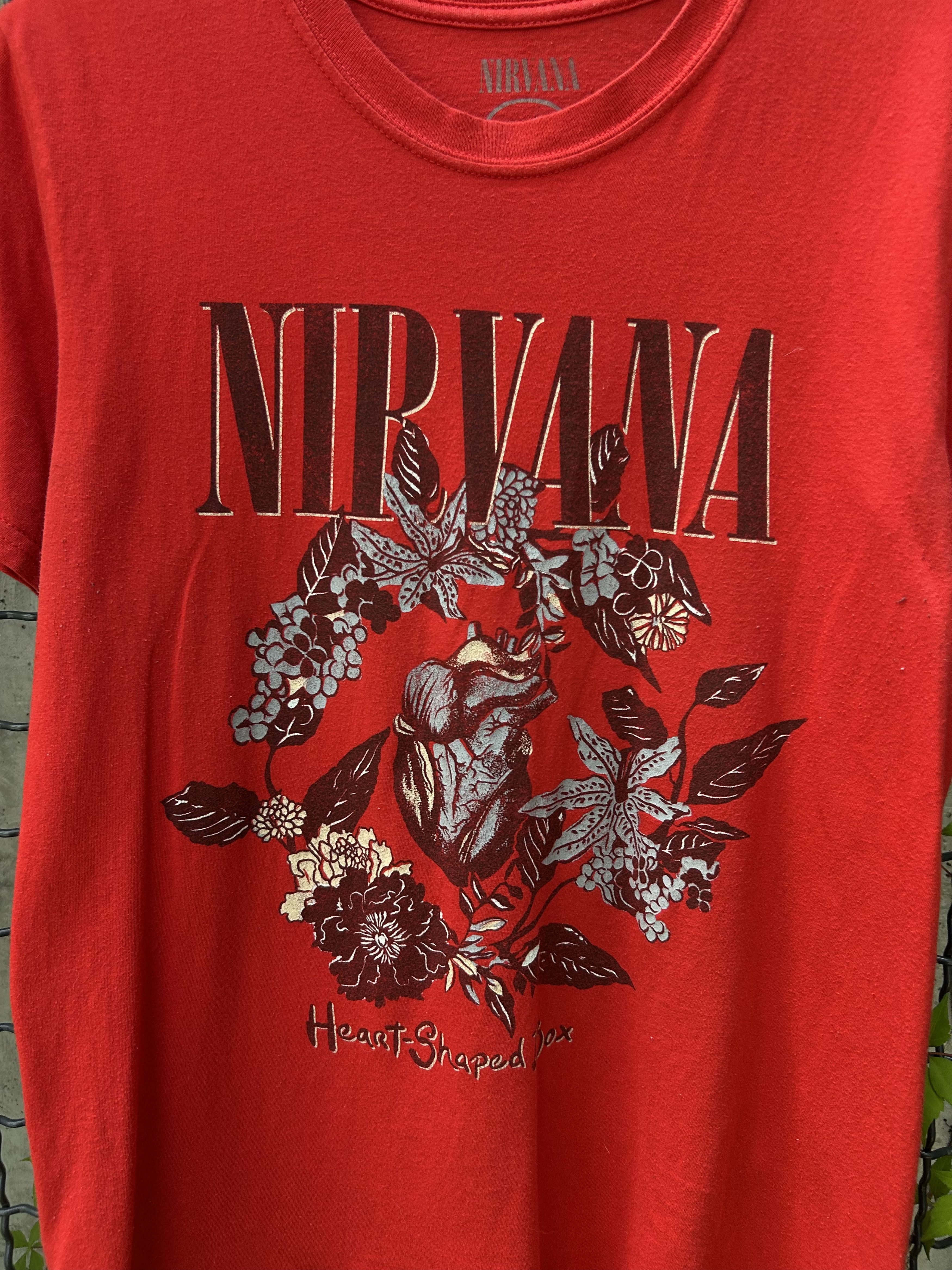 Band Tees Vintage 2000s Nirvana Rock Band T-shirt Size US M / EU 48-50 / 2 - 3 Thumbnail