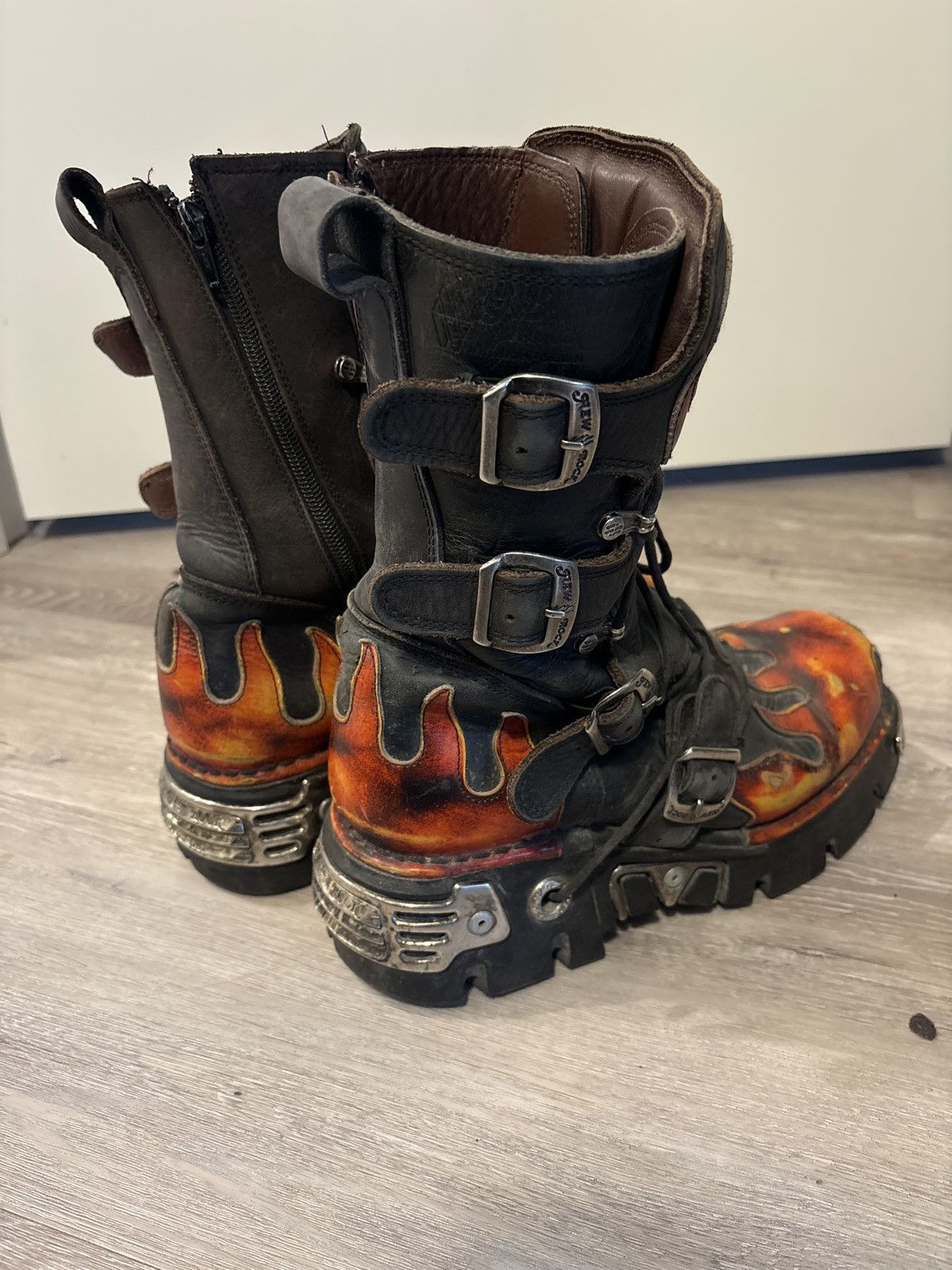 New Rock NEW ROCK reactor flame boots SZ 10.5 Size US 10.5 / EU 43-44 - 1 Thumbnail