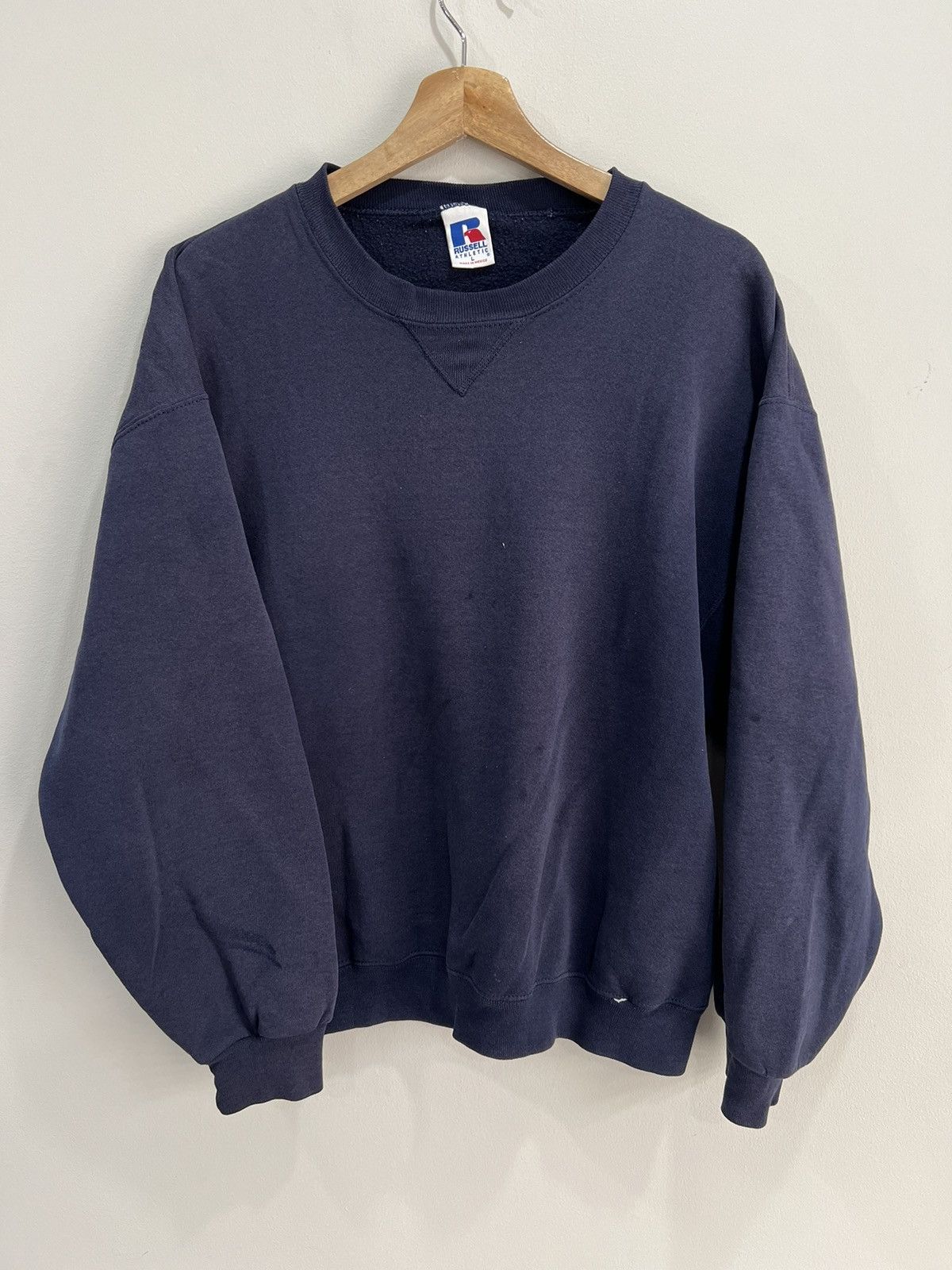 Vintage Vintage Russell Athletic Sweater sweatshirt Size US L / EU 52-54 / 3 - 1 Thumbnail