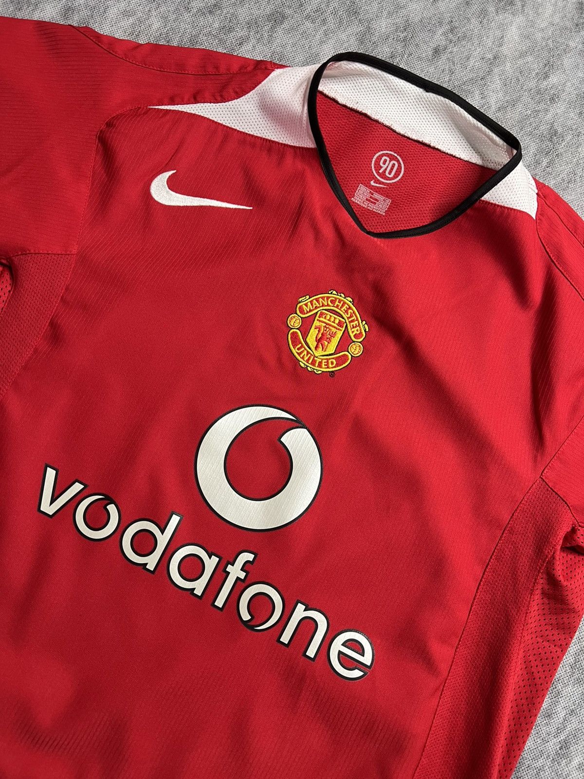 Nike Manchester United 2004 Vintage Home Soccer Jersey Size US M / EU 48-50 / 2 - 2 Thumbnail