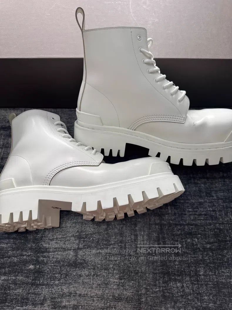 Balenciaga Balenciaga White Thick Sole Martin Boots Size US 11 / EU 44 - 3 Thumbnail