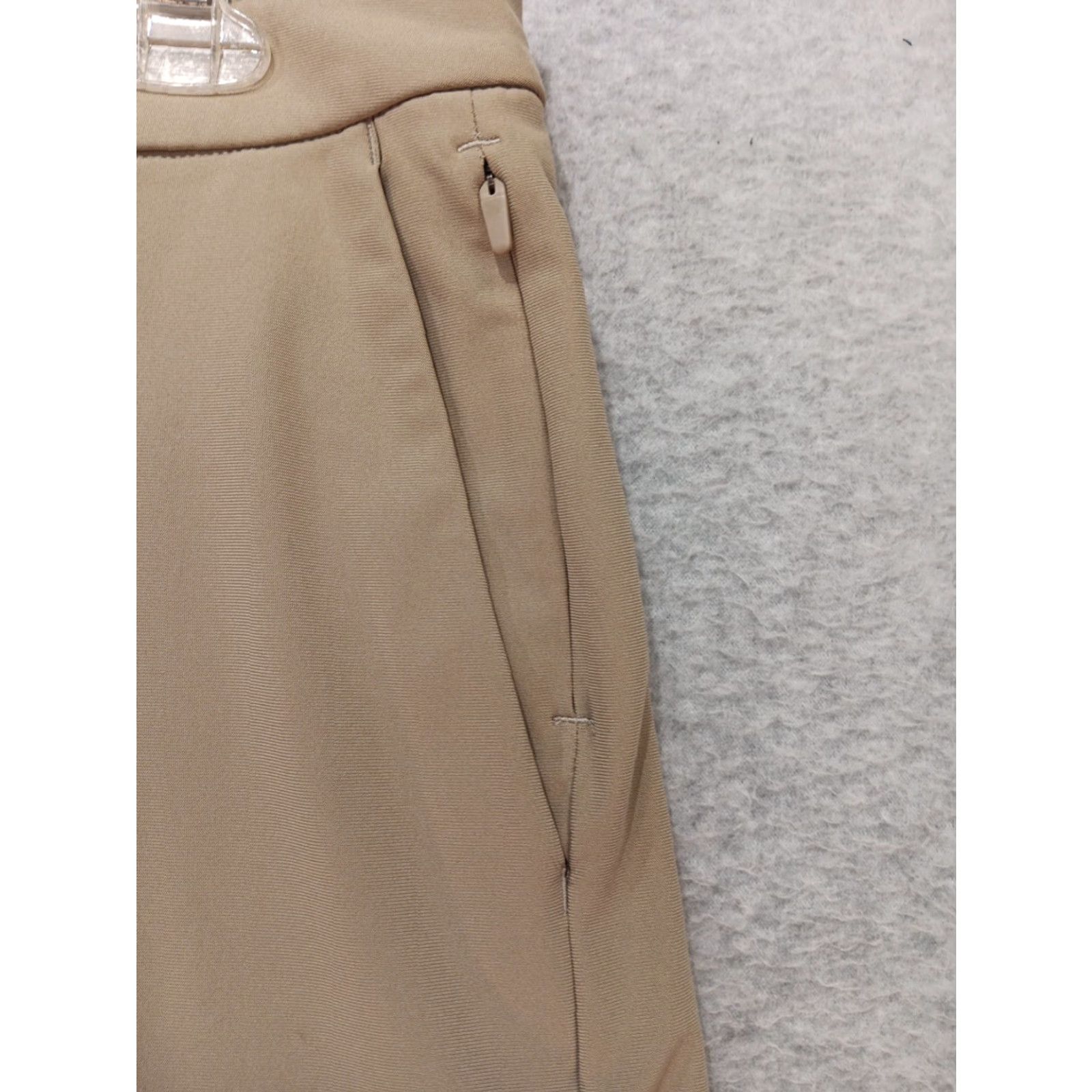 Lululemon Lululemon Mens Shorts 32 Beige Chino Casual Flat Front Breathable Stretch Pockets Easy Care Drawstring 11 Inseam Travel Workwear Size US 32 / EU 48 - 5 Thumbnail