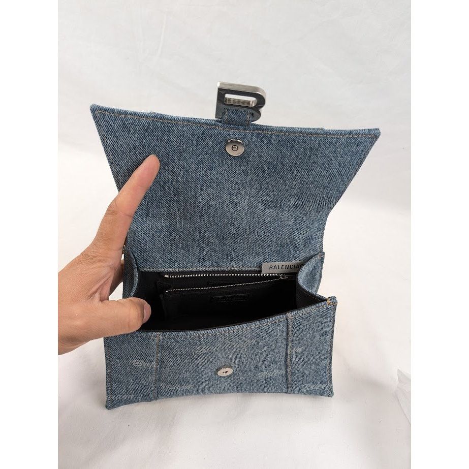 Balenciaga o1rshd1 Size:OS / All Over Denim Hourglass Top Hand Bag Blue Size ONE SIZE - 10 Thumbnail