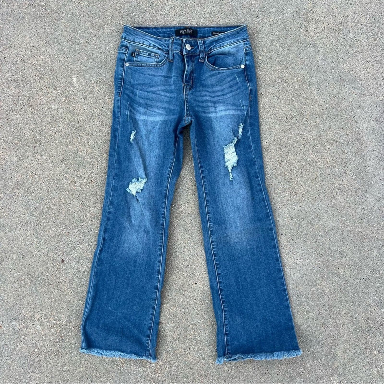 Judy Blue Judy Blue Relaxed Crop Flare Stretch Jeans 3/26 Size 26" / US 2 / IT 38 - 1 Thumbnail