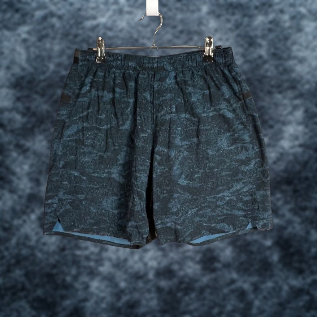 Lululemon VINTAGE Lululemon Surge Athletic Shorts Mens Medium Blue Camo Lined Reinforced Zipper Inseam 6in Cheap? Size US 31 - 1 Thumbnail