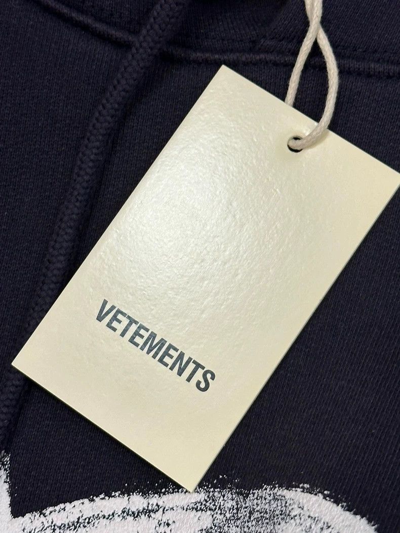Vetements Vetements Men's Patchwork Anti-War Sanskrit Sweatshirt Size US L / EU 52-54 / 3 - 5 Thumbnail